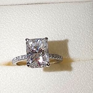4.25 caret round cut moissanite engagement ring size 7.25